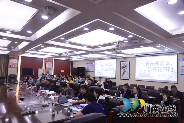 学党史，立师德，铸师魂！泸县建校举行教育故事演讲比赛(图2)