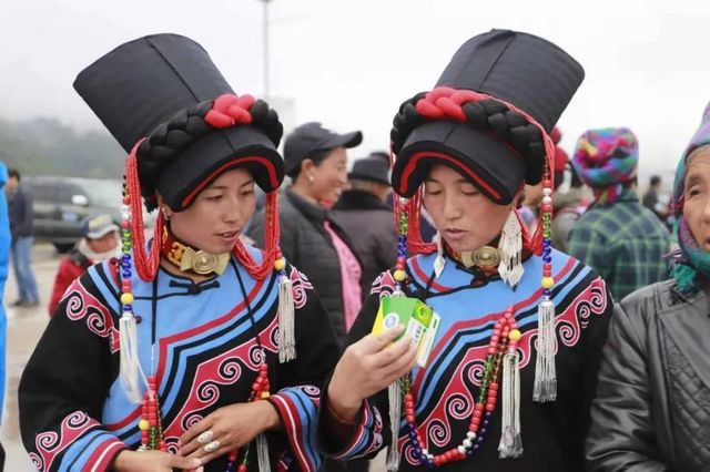 西南医大中医院荣获四川省脱贫攻坚先进集体(图12)