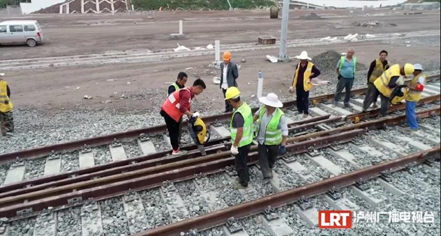 誓师！泸州高铁站建设火力全开，确保如期完工(图4)