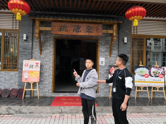 太牛了！宜宾民警一路狂追盗贼！小偷都跑吐了(图5)