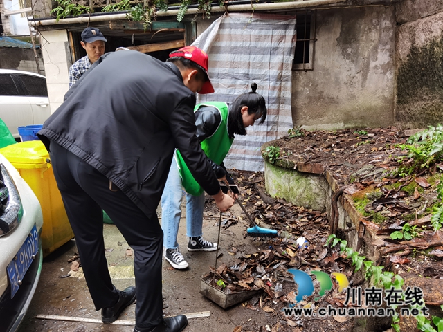 江阳区大山坪街道麻柳湾社区：助力疫情防控，携手爱卫同行(图3)