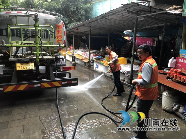 龙马潭区红星街道春晖社区：国卫迎复审 志愿服务在行动(图2)