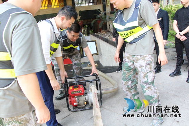 龙马潭区红星街道：“双盲”演练实打实，居安思危筑防线(图5)