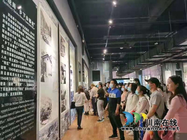 江阳区北城街道东门口社区：学习百年党史，践行初心使命(图1)