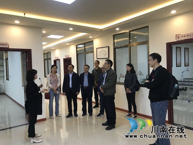 四川省教育厅调研组到龙马潭区天立社区调研社区家庭教育工作(图3)