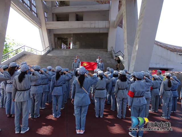 龙马潭区税务局组织开展五四青年活动(图2) 龙马潭区税务局组织开展五四青年活动(图2)