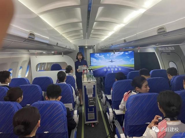 全市中职学校教学能力大赛,泸县建校勇夺“双第一”(图20) 全市中职学校教学能力大赛,泸县建校勇夺“双第一”(图20)