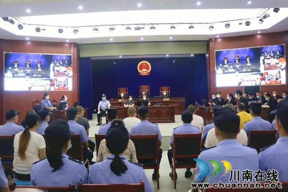 泸州市决战决胜扫黑除恶专项斗争系列纪实（二）：利剑扫黑 铁腕除恶(图2)