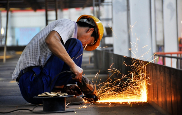 定格永恒，锁住精彩！龙马潭区首届农民工摄影大赛开赛(图1)