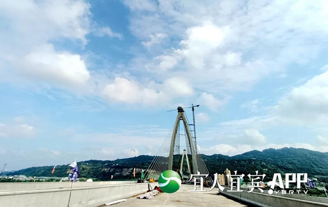 宜宾：盐坪坝隧道贯通啦！盐坪坝长江大桥通车又近一步(图3)