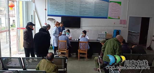 纳溪区龙车镇卫生院:“家庭医生”让您有“医”靠(图2) 纳溪区龙车镇卫生院:“家庭医生”让您有“医”靠(图2)