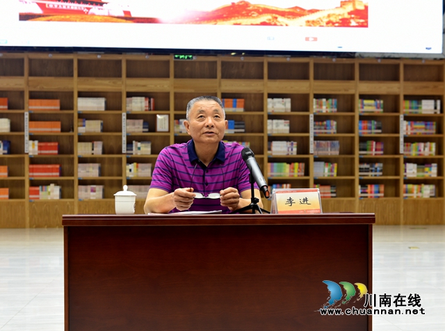 泸州市消防救援支队举行老消防述学活动暨消防故事分享会(图2)