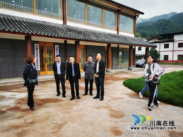 泸州市委统战部到古蔺调研民族地区经济发展工作(图4)