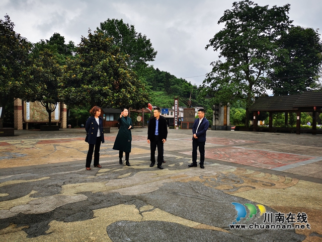 泸州市委统战部到古蔺调研民族地区经济发展工作(图6)