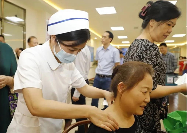 西南医大中医院双喜临门！(图11)