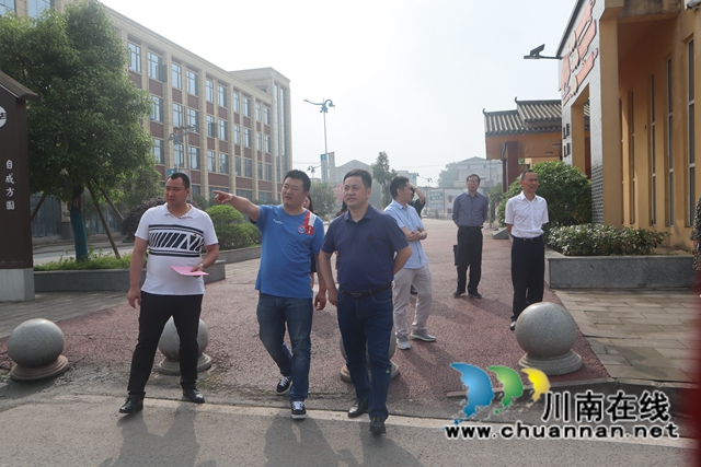 先泽平率队到泸县云龙镇调研法制政府建设工作(图1)