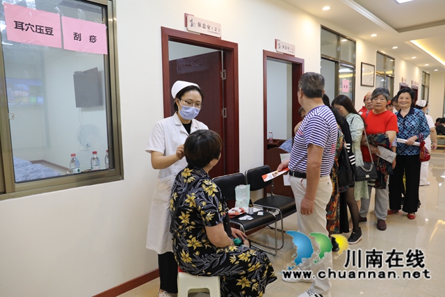 龙马潭区：老年人又多了一个新“家”(图4)