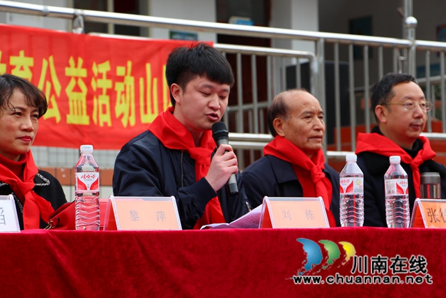 龙马潭区：一名入盟积极分子的“公益+教育”之旅(图1)