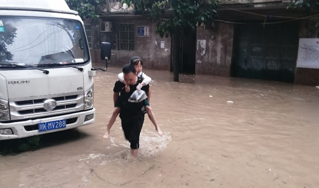 合江部分乡镇暴雨！先滩可看＂海＂……(图5)