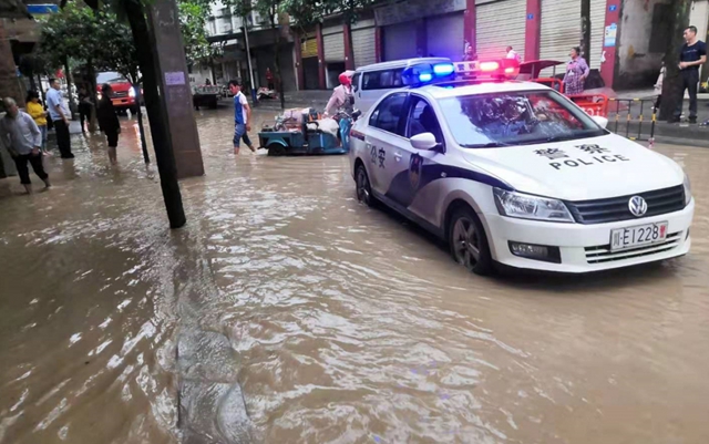 合江部分乡镇暴雨！先滩可看＂海＂……(图6)