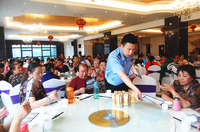 江阳区华阳街道小区老年协会再添新成员(图2)