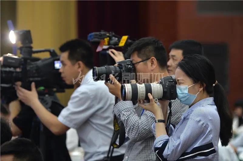 签下864.41亿元！内江荣昌携手有“大动作”(图7)