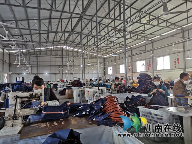 在党史中汲取力量 泸县推动园区高质量发展(图7) 在党史中汲取力量 泸县推动园区高质量发展(图7)