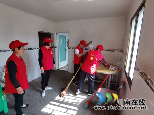 泸县云龙镇开展“学党史，明初心，做表率”主题党日志愿服务活动(图2)