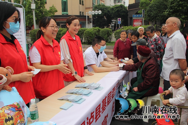 “同心·博爱”助残义诊，泸县民盟又在“搞事情”(图5)