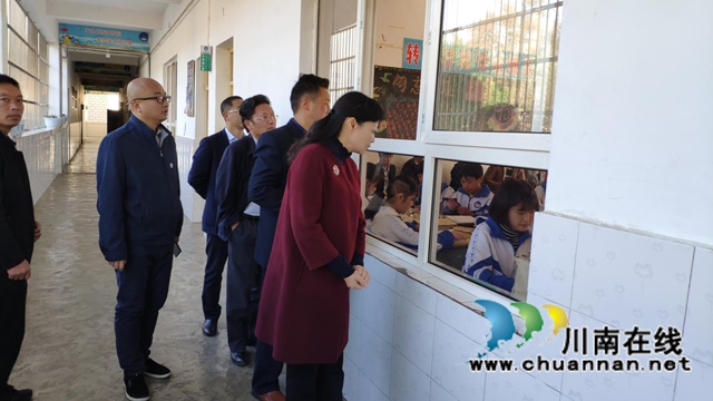 九三学社市委社会服务：凝心聚力谋服务  同心同行担使命(图5)