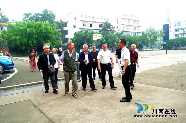 泸县老领导：希望泸县建校早日建成职业学院(图2)