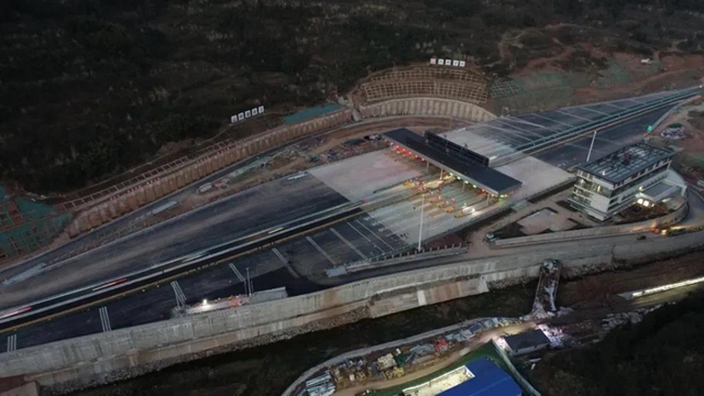 成渝高速公路如何扩容？内江部分节点如何提升？专家表示——(图2)