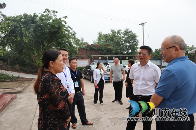 梁中元率队到泸县云龙镇调研政协“有事来协商”工作(图3)