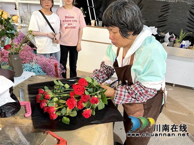 泸州龙马潭：“5·20”催生“浪漫经济”(图3)