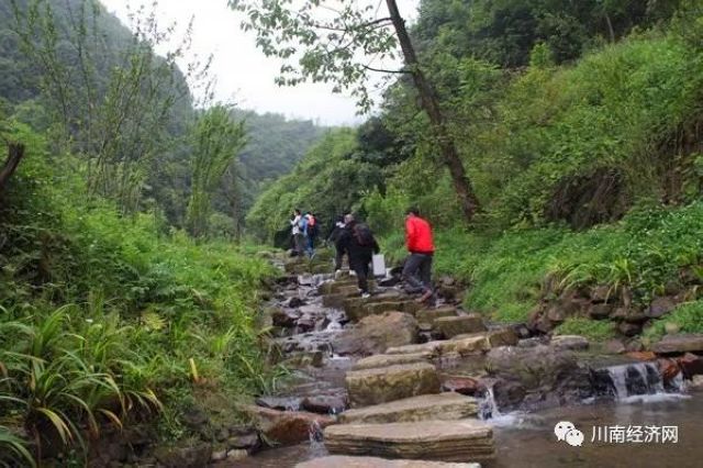 纪录片《航拍赤水河》云南镇雄县开工“起航”(图5) 纪录片《航拍赤水河》云南镇雄县开工“起航”(图5)