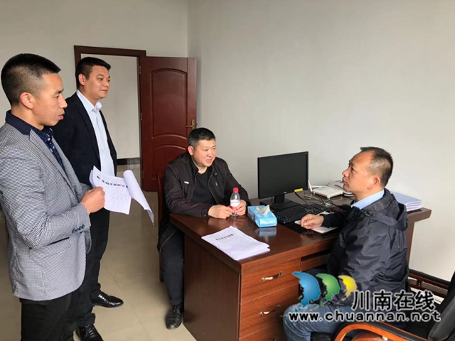 龙马潭区综合行政执法局：专项整治户外广告，全力提升城市“安全系数”(图2)