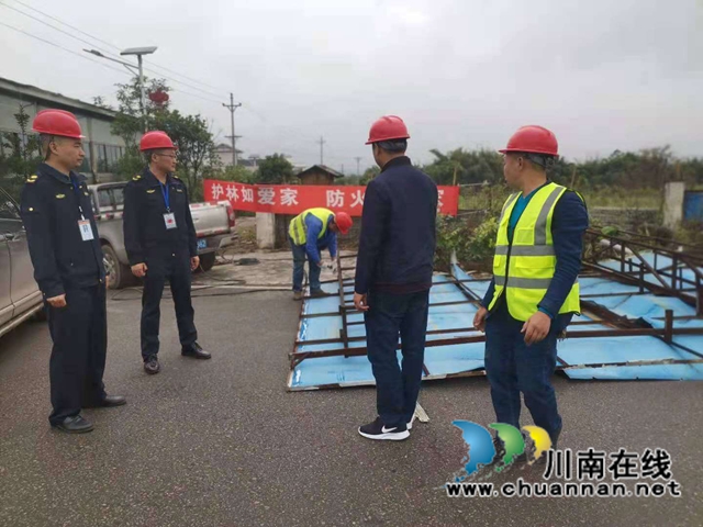 龙马潭区综合行政执法局：专项整治户外广告，全力提升城市“安全系数”(图4)