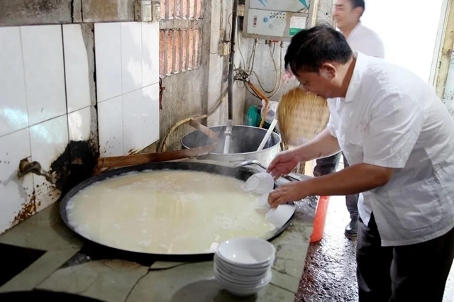 自贡美食解码：富顺人为啥最爱吃豆花？(图8)