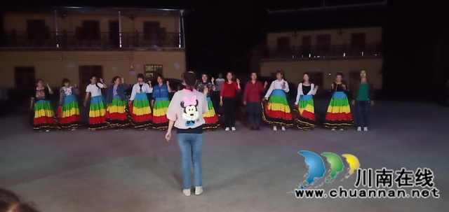 古蔺县石屏镇成立彝文化宣传队(图8) 古蔺县石屏镇成立彝文化宣传队(图8)