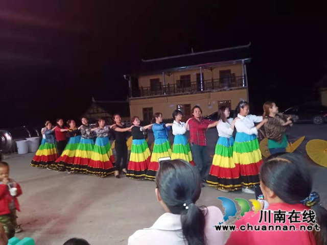 古蔺县石屏镇成立彝文化宣传队(图7) 古蔺县石屏镇成立彝文化宣传队(图7)