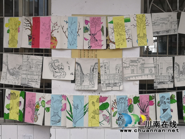 泸县百和镇土主学校开展“唱支歌儿给党听 红心向党助复兴”红歌比赛暨课服成果展(图3) 泸县百和镇土主学校开展“唱支歌儿给党听 红心向党助复兴”红歌比赛暨课服成果展(图3)