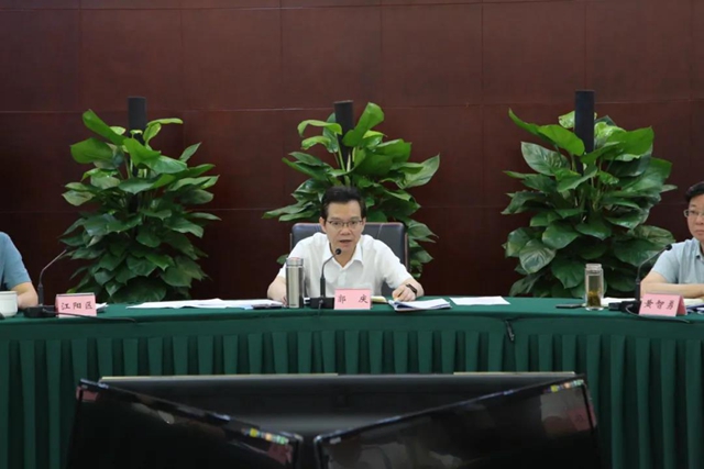 泸州市房屋建筑安全工作推进会召开(图2)