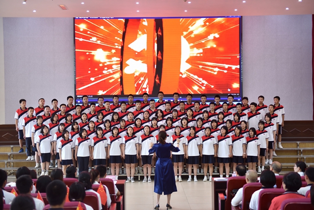 酒城讲坛百场公益讲座基层行走进叙永三中(图1)