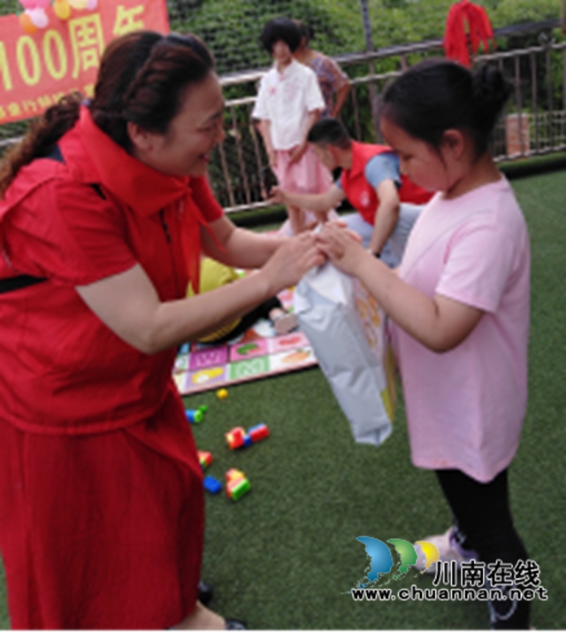 泸州：让你我她闪动“爱心”，让残疾儿童“笑起来”！(图23)