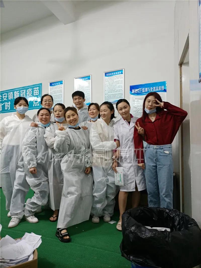 应接尽接!内江新冠疫苗第一针接种突破110万人!(图4) 应接尽接!内江新冠疫苗第一针接种突破110万人!(图4)