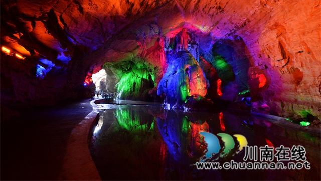 古蔺：游古蔺大黑洞，品苗家风情酒(图4)