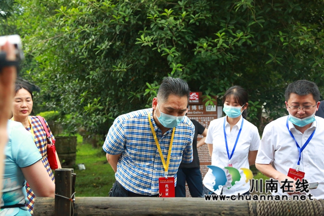 书画逢酒 笔墨飘香丨川中南七市老年书画联展会议代表采风沈子国酒庄(图9) 书画逢酒 笔墨飘香丨川中南七市老年书画联展会议代表采风沈子国酒庄(图9)