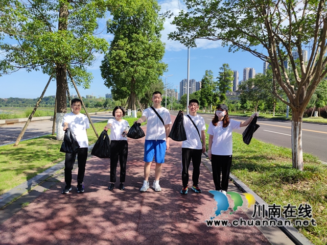 工行泸州分行组织开展“爱我三江源，青春工行在行动”主题活动(图1)