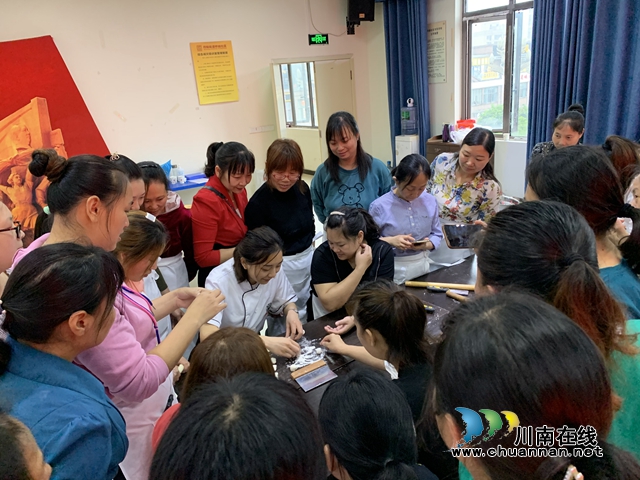 合江县“荔乡妹子”技能培训圆满结束(图1)