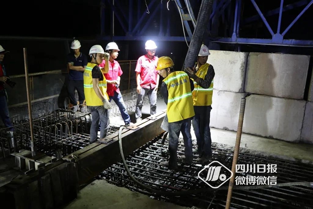 成自高铁最新进展!双高铁+高速公路成功同框!(图4) 成自高铁最新进展!双高铁+高速公路成功同框!(图4)